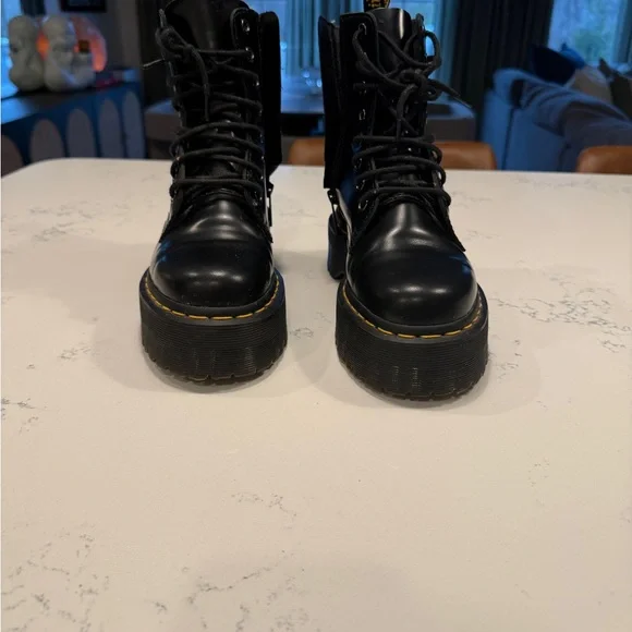 Dr. Martens Black Platform Boots doc martens Jadon boots - Picture 10 of 10